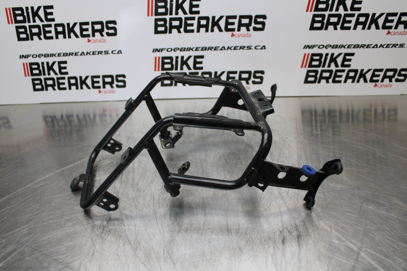 09 YAMAHA ROYAL STAR XVZ1300TF VENTURE UPPER FAIRING GAUGES STAY BRACKET  BB151