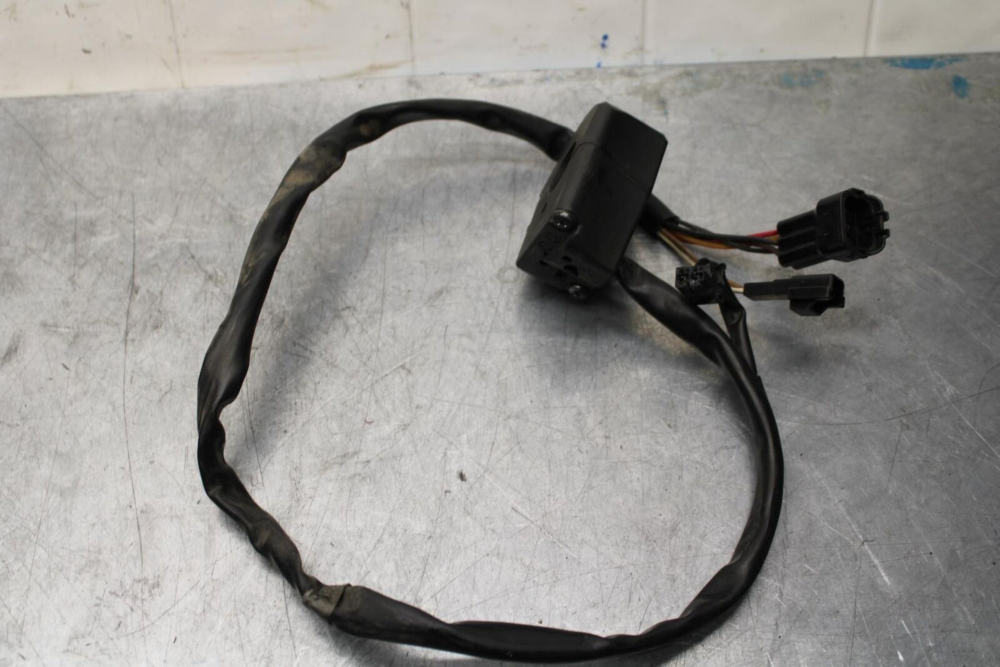 2011 Kawasaki Ninja ZX6R ZX600R RIGHT CLIP ON HANDLE KILL OFF START SWITCH BB587