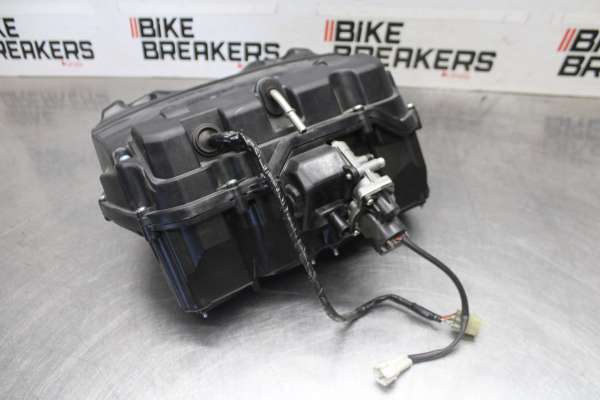 08-16 YAMAHA YZF R6 AIRBOX AIR INTAKE FILTER BOX BB929