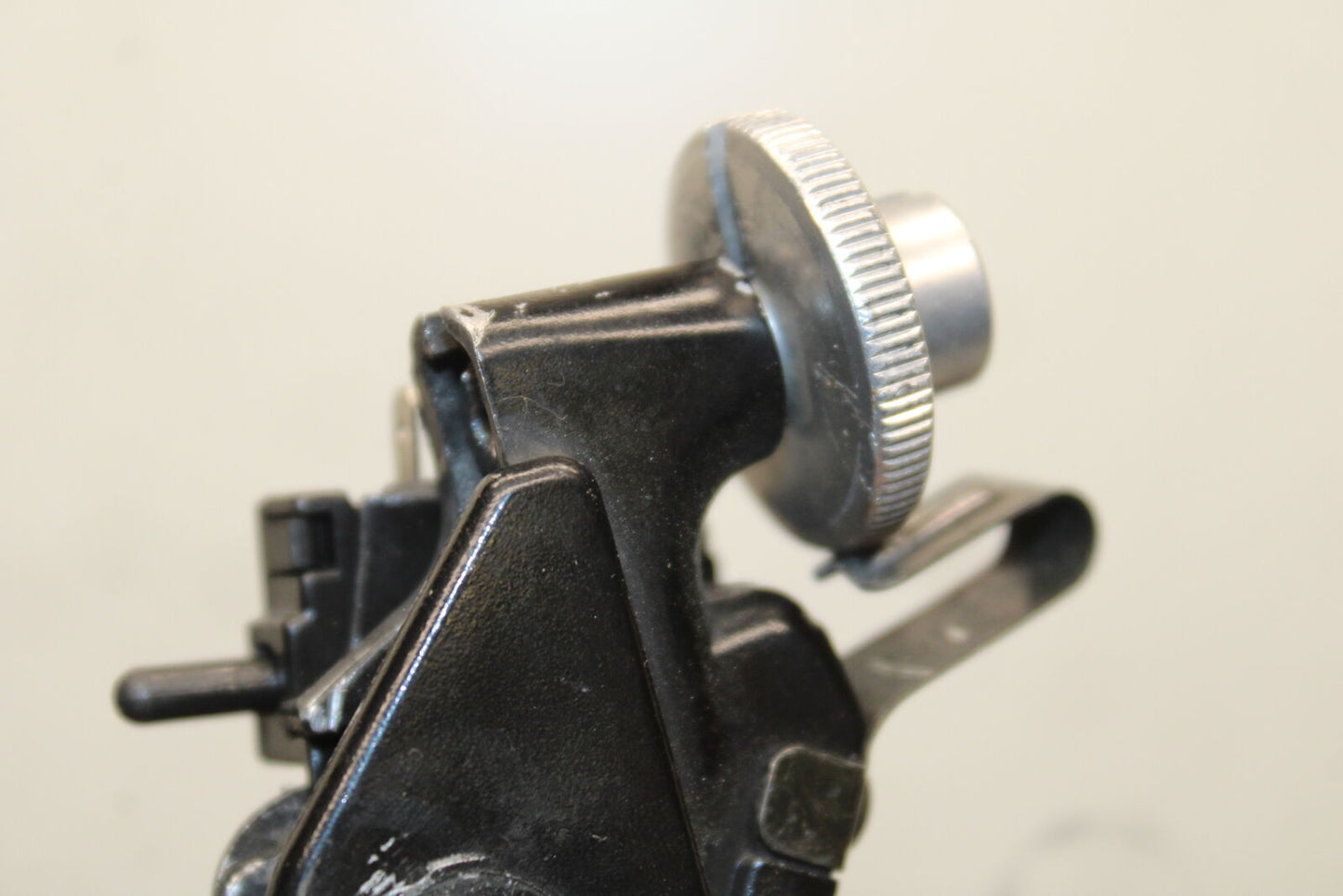 06 YAMAHA YZF R6 CLUTCH LEVER PERCH MOUNT BRACKET BB716