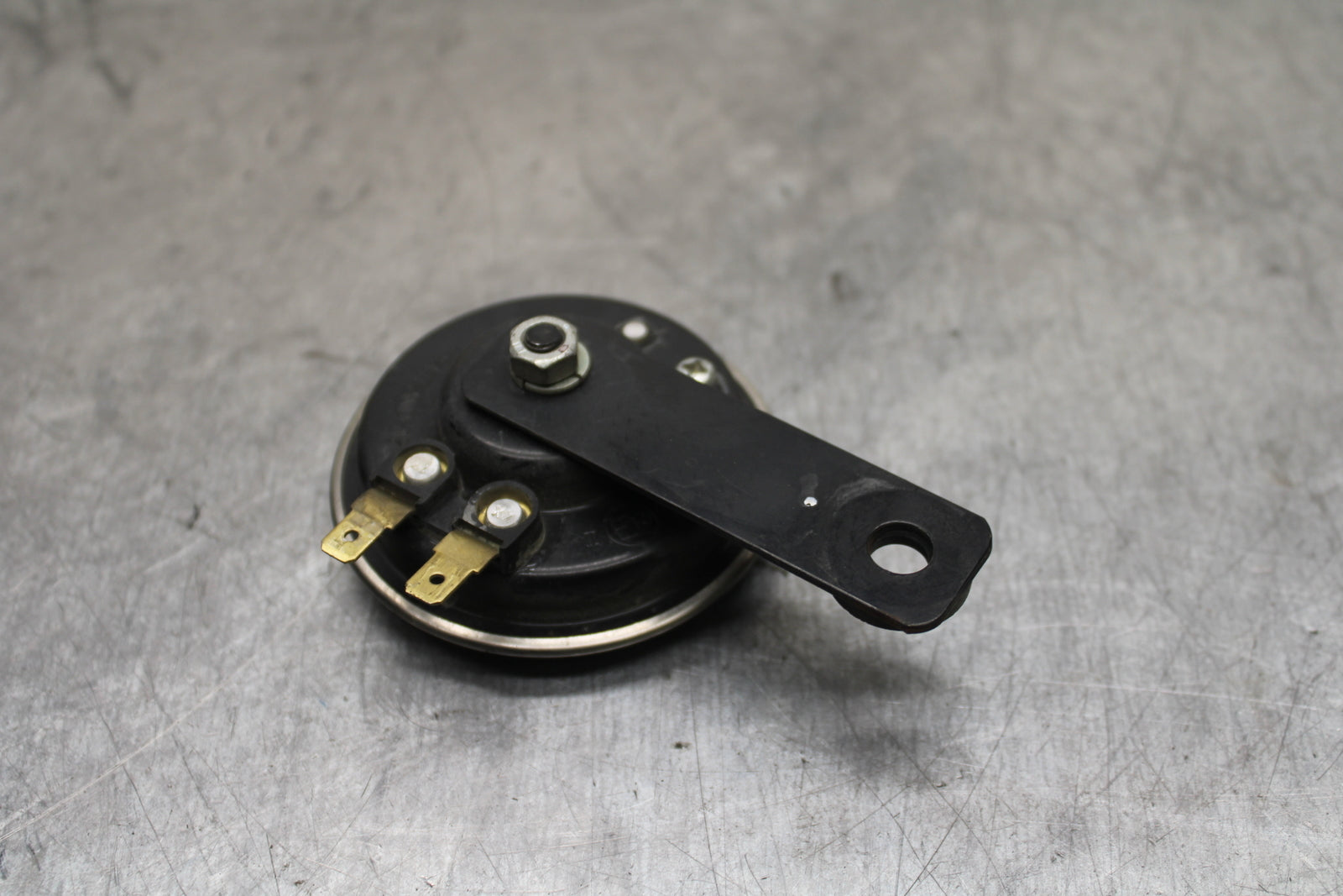 15-16 HONDA CB300F HORN SIGNAL BB740