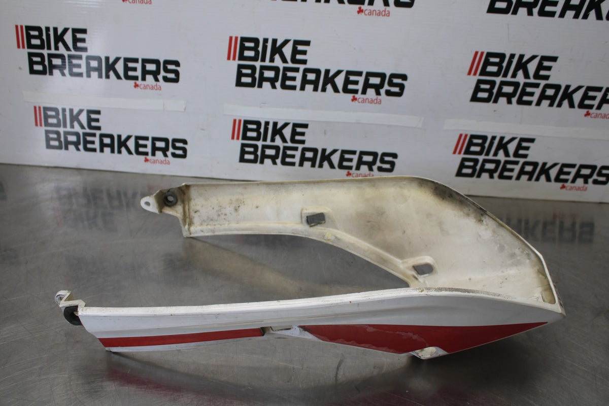 84 HONDA INTERCEPTOR 1000 VF1000F REAR BACK TAIL FAIRING COWL SHROUD BB878