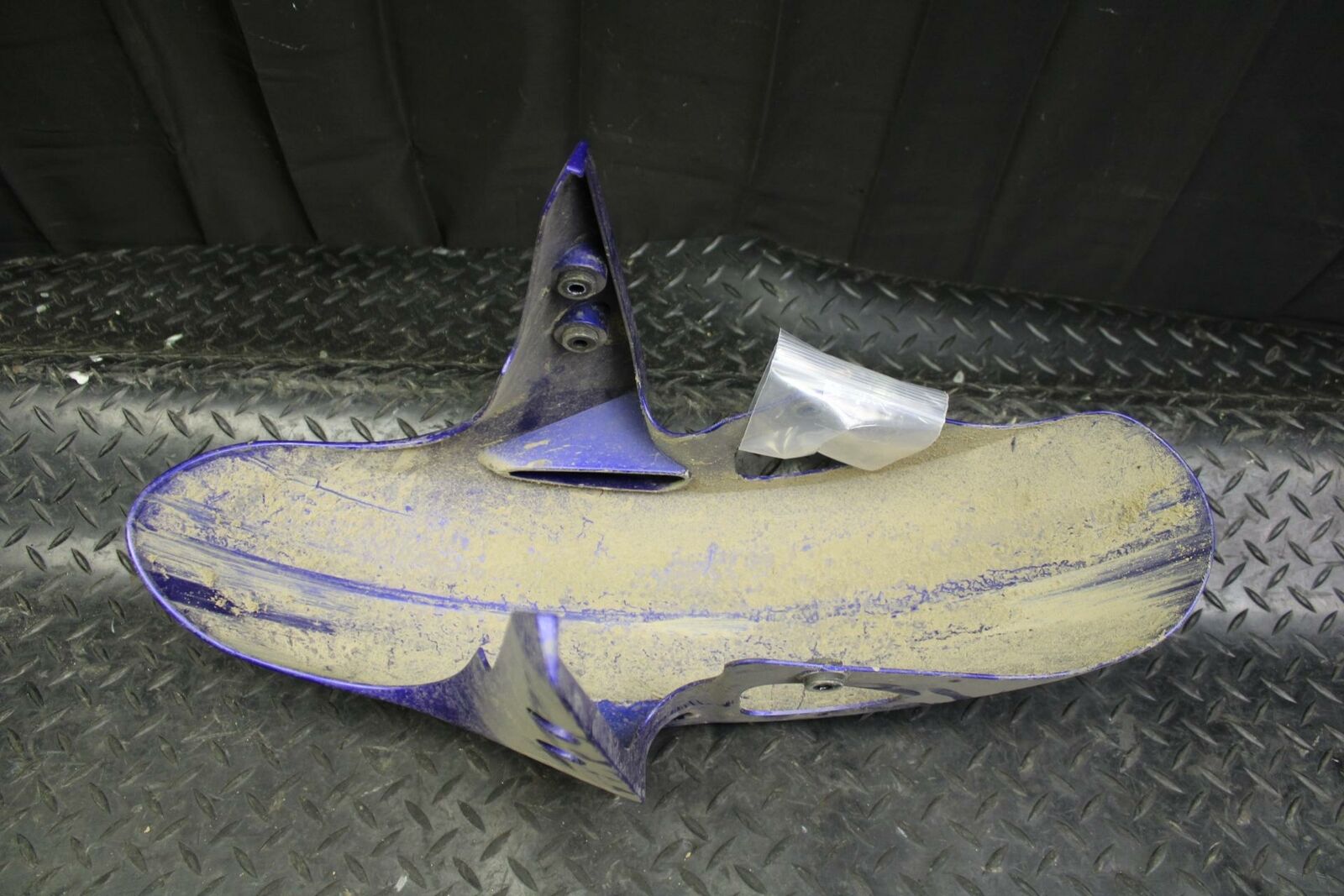 19 YAMAHA YZF R3 FRONT WHEEL FENDER COWL FAIRING BB177