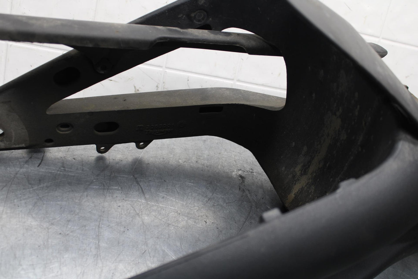 2009 Triumph Daytona 675 REAR SWINGARM BACK SUSPENSION SWING ARM  BB584