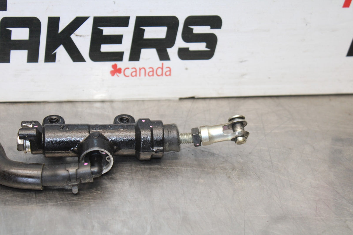 23-26 KAWASAKI NINJA ZX4RR REAR BACK BRAKE MASTER CYLINDER W RESERVOIR BB898