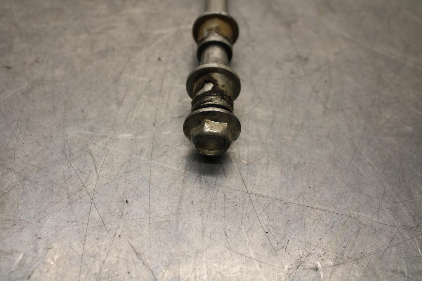 2015 Kawasaki Ninja 300 EX300 FRONT WHEEL RIM AXLE PIVOT BOLT 41068-0024 BB61