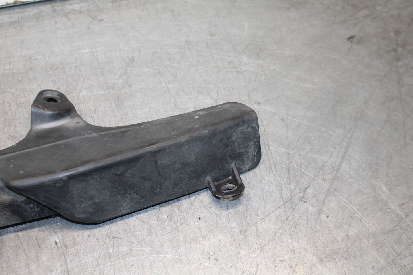 05-06 HONDA CBR600RR REAR BACK DRIVE CHAIN GUARD COVER SHIELD BB727