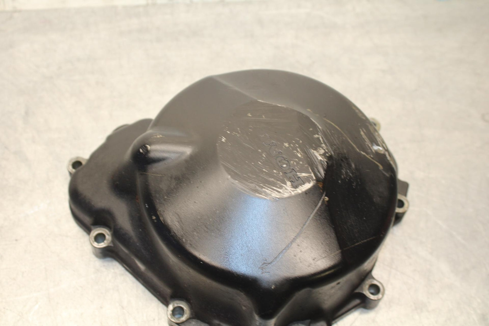 1999 Honda CBR600F4 STATOR MAGNETO ALTERNATOR GENERATOR COVER 11321-MBW-316 BB70