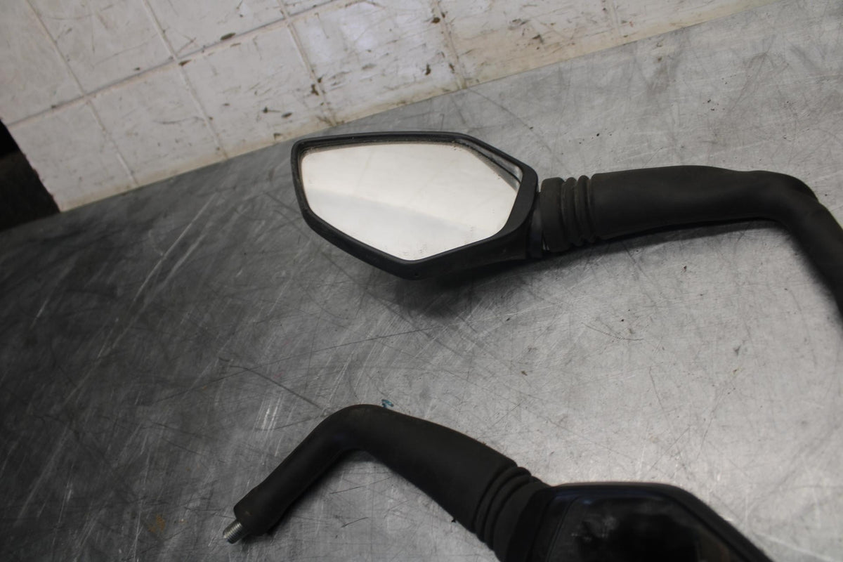 22 KTM 890 ADVENTURE   MIRROR BB514