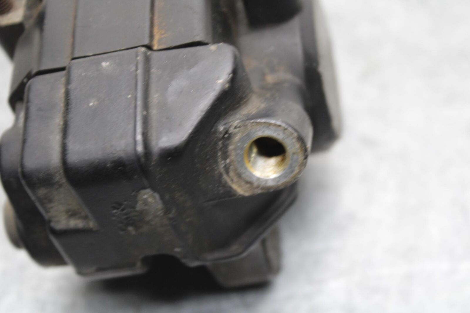 1982 Suzuki GS1100ES REAR BACK BRAKE CALIPER BB55