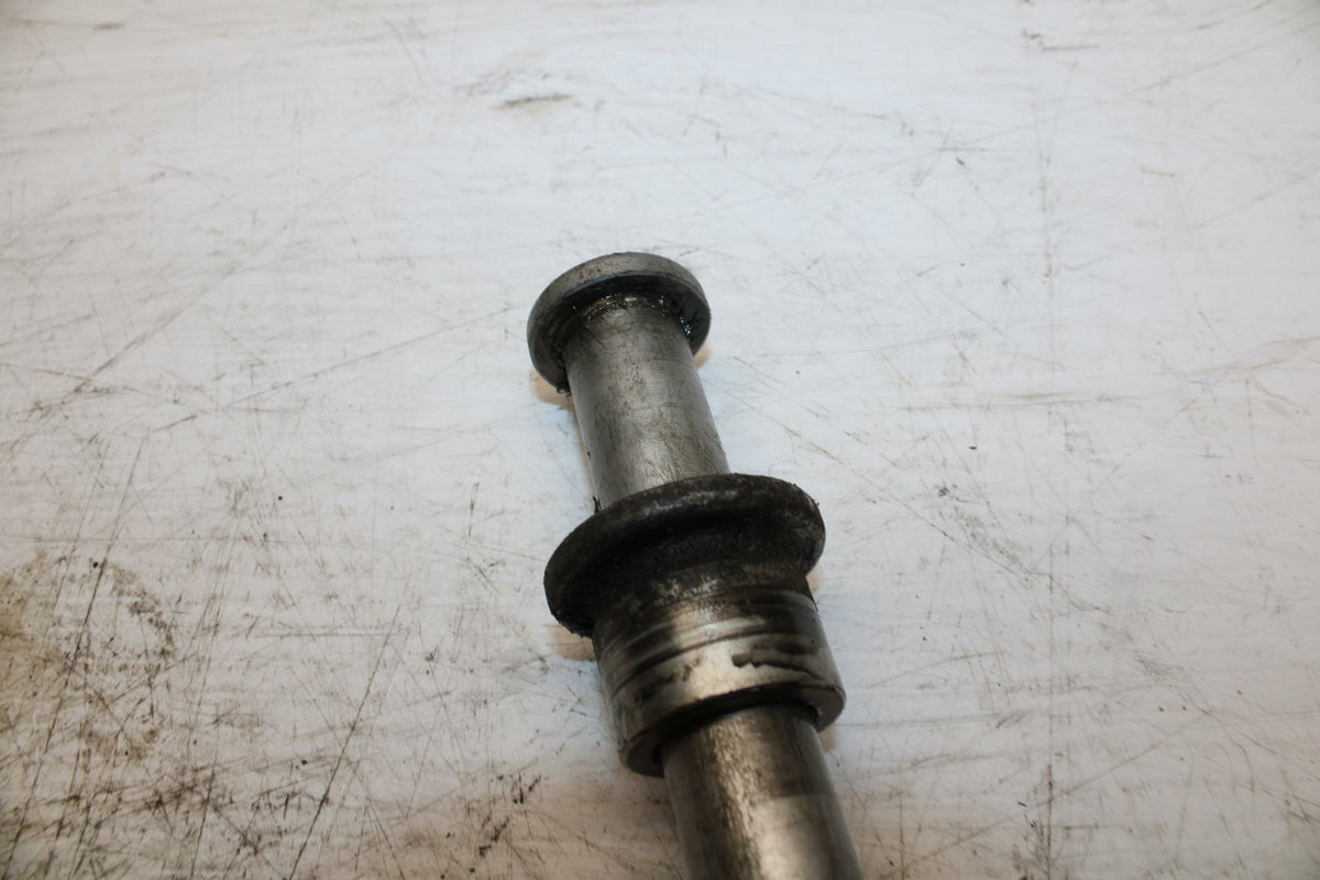 03-08 HONDA VTX1300C REAR AXLE BACK WHEEL RIM PIVOT BOLT AXEL BB287