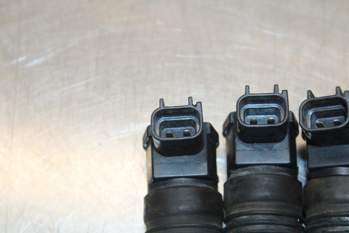 01-06 HONDA CBR600F4I IGNITION COILS COIL SPARK PLUG CAPS BB778