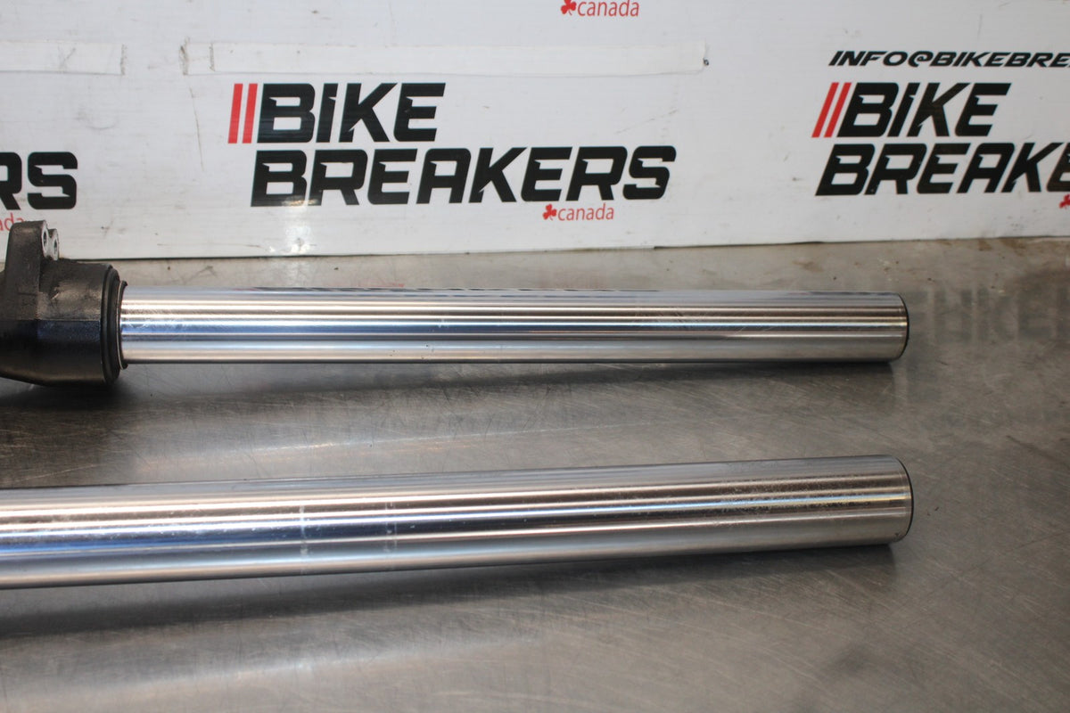 19 BMW F750GS FRONT FORKS SHOCK SUSPENSION SET PAIR BB938