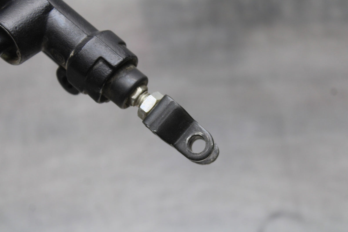 07 HONDA VTX1300R REAR BACK BRAKE MASTER CYLINDER W RESERVOIR BB825