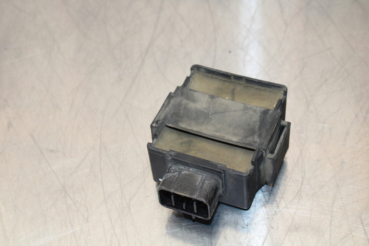 01-03 SUZUKI GSXR600 RELAY ASSEMBLY FUSE BOX BB145