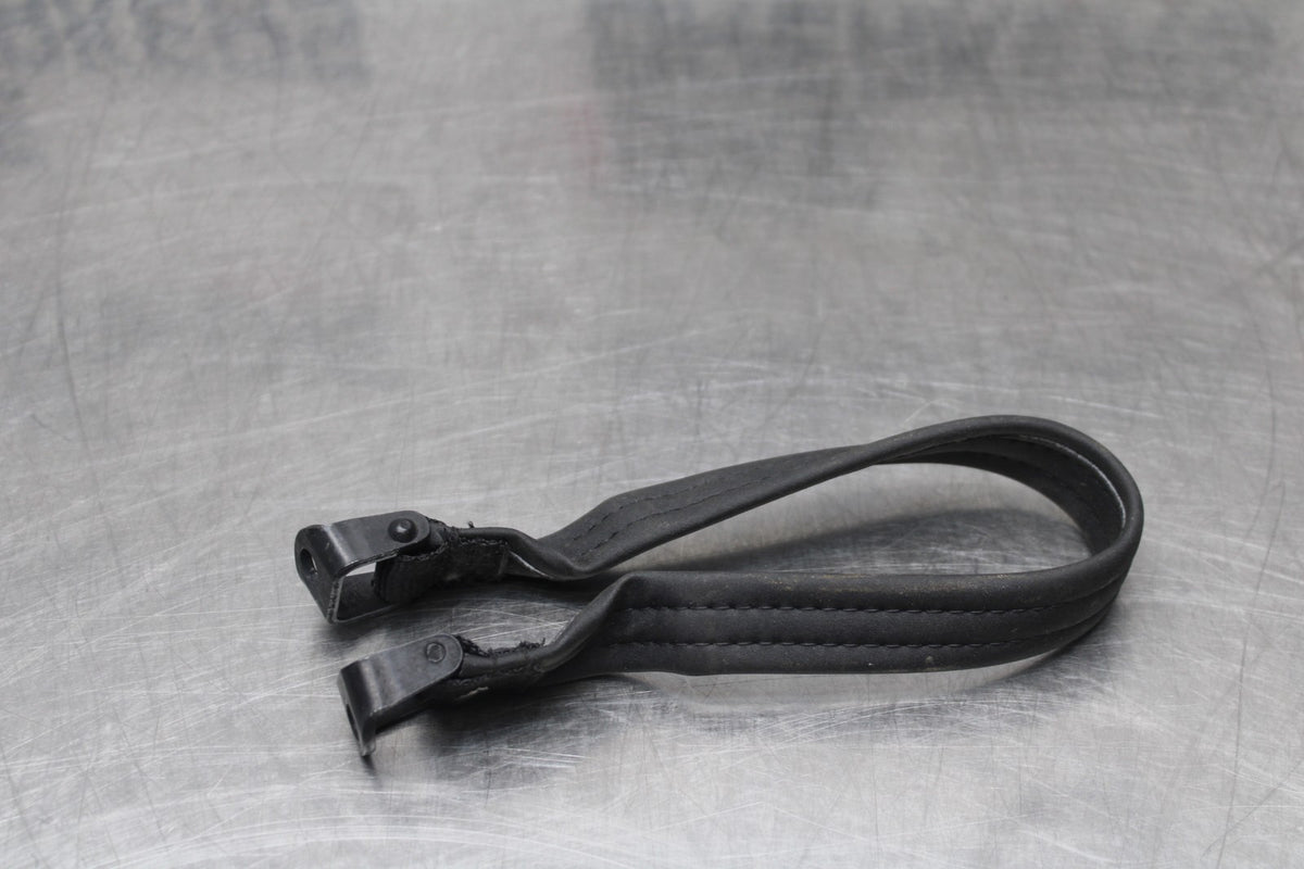 16 DUCATI 959 PANIGALE PASSENGER REAR SEAT GRAB HANDLE STRAP BB912