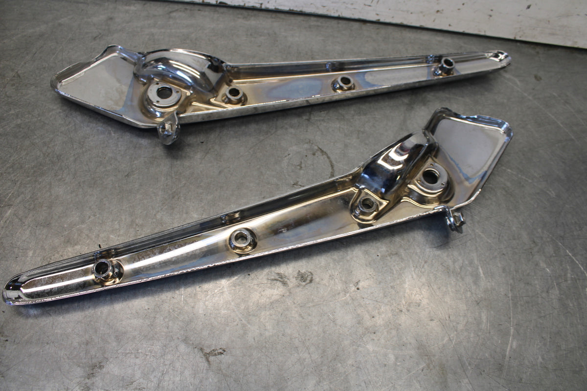 2008 Honda VTX1300C REAR BACK FENDER SUPPORT FRAME SUBFRAME bb673