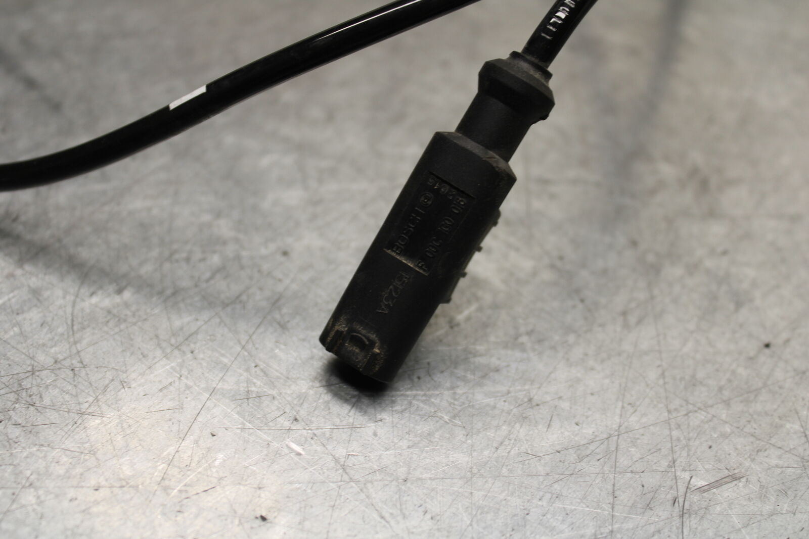 16 KAWASAKI NINJA ZX10R FRONT ABS BRAKE SENSOR 21176-0813 BB650