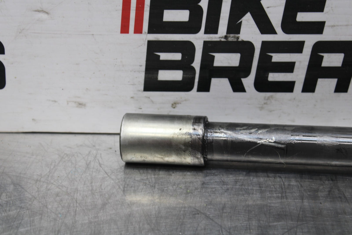 00 SUZUKI GSXR750 FRONT WHEEL RIM AXLE PIVOT BOLT BB820