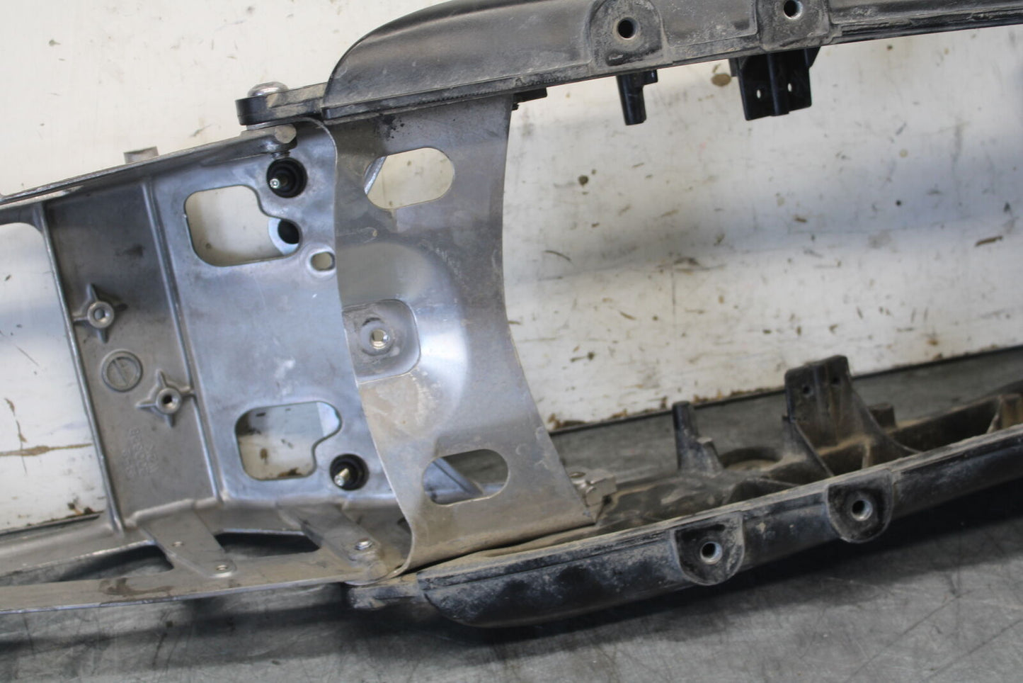 06-07 SUZUKI GSXR 600 REAR SUBFRAME BACK SUB FRAME BB694