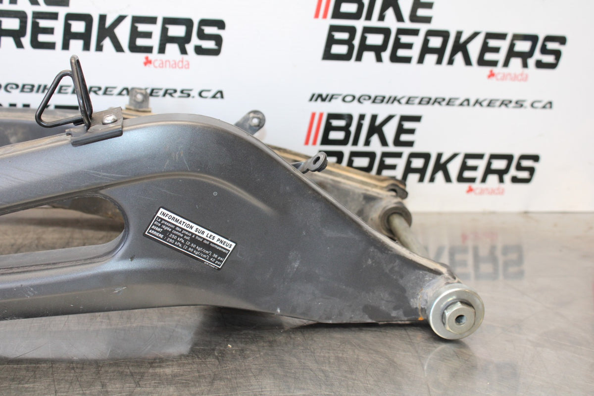 22-25 YAMAHA YZF R7 REAR SWINGARM BACK SUSPENSION SWING ARM BB182