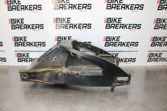 06-07 SUZUKI GSXR 600 REAR SWINGARM BACK SUSPENSION SWING ARM BB170