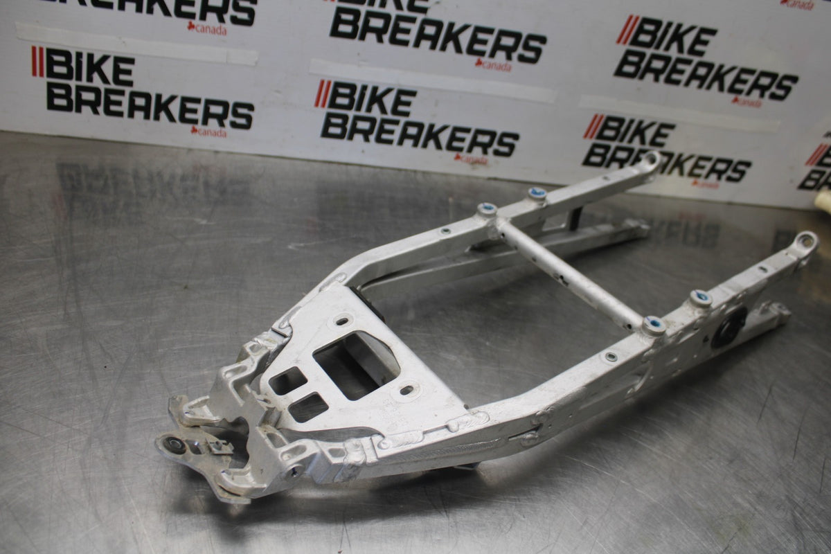 24 APRILIA TUONO V4 1100 FACTORY ABS REAR SUBFRAME BACK SUB FRAME BB887