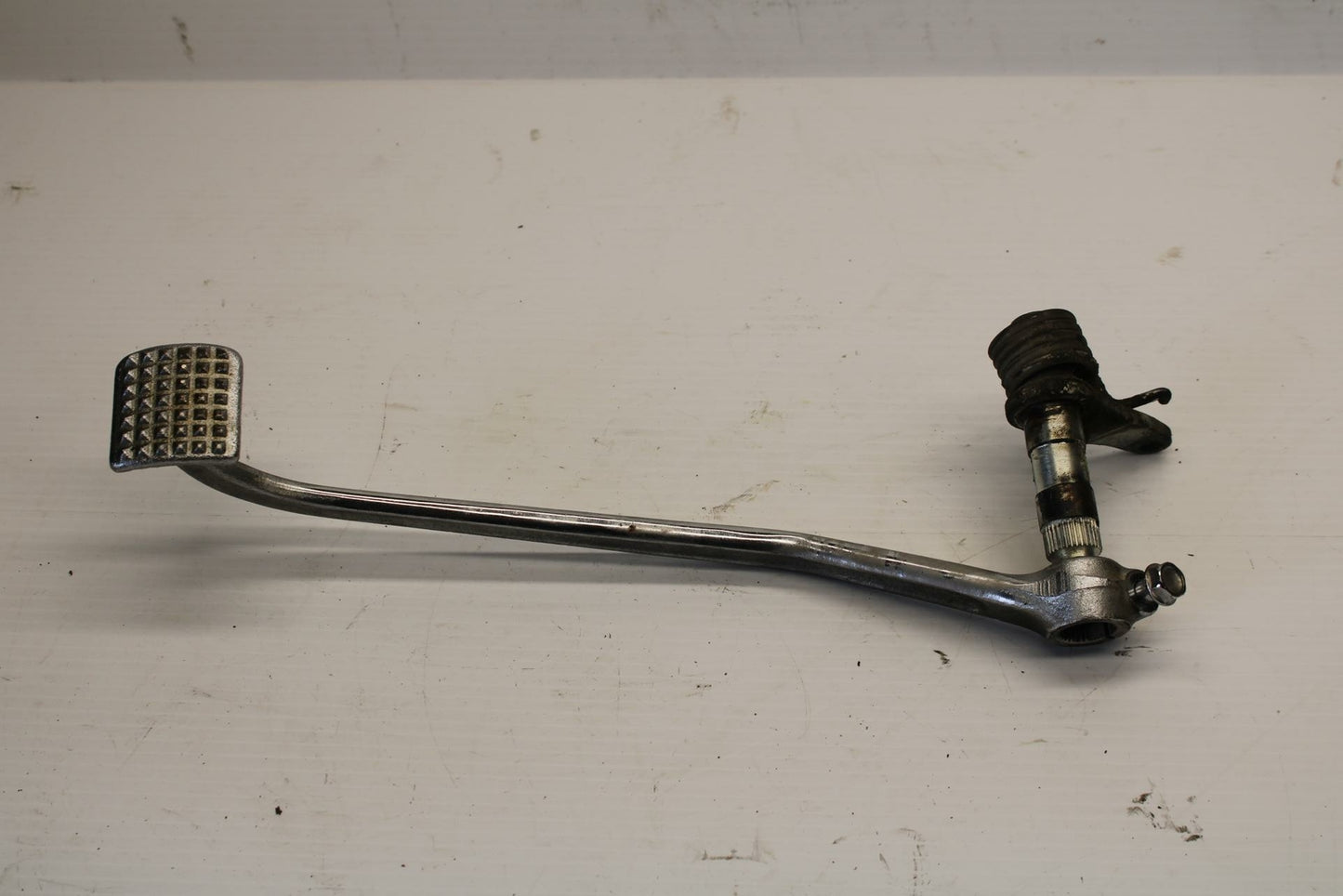 83-86 HONDA V65 MAGNA RIGHT REARSET BRAKE FOOT PEDAL BB236