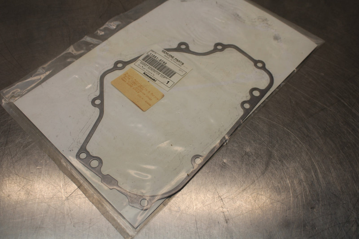 13-17 KAWASAKI NINJA 300 STATOR MAGNETO ALTERNATOR GENERATOR COVER GASKET BB429