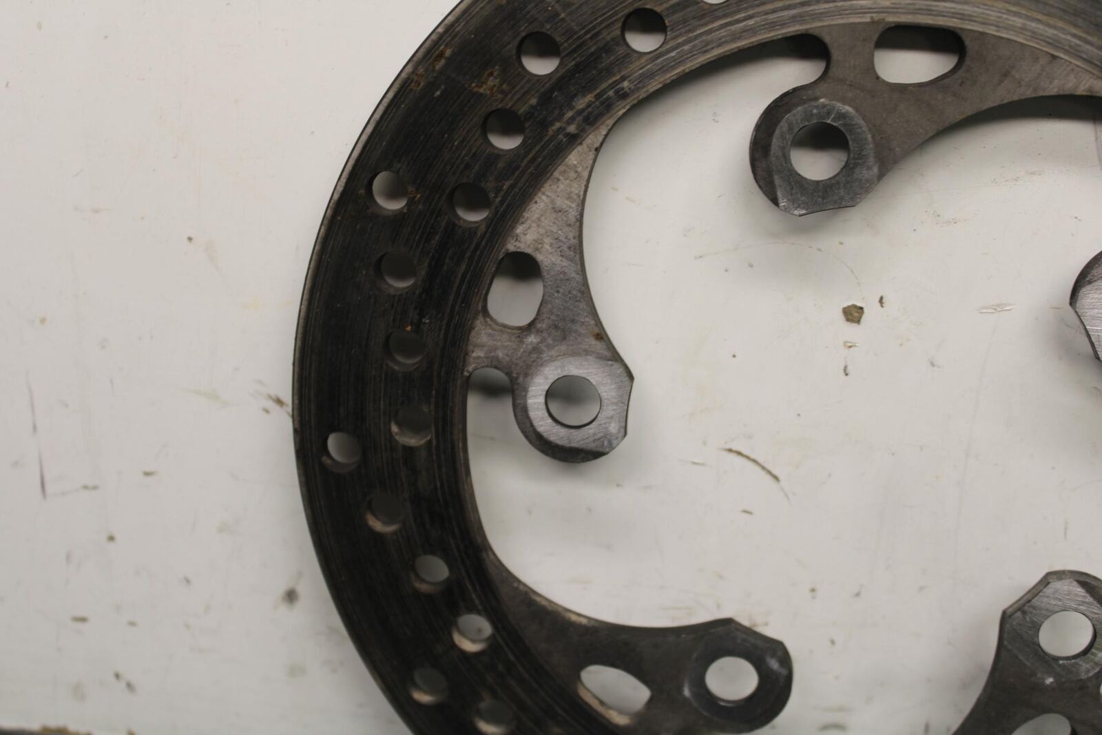 2011 Suzuki GSXR600 REAR ROTOR BACK BRAKE DISC 69211-18G00 BB94