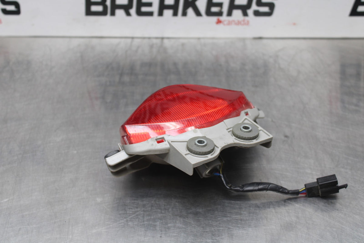 06-07 KAWASAKI NINJA 650R EX650A REAR TAIL TAILLIGHT BACK BRAKE LIGHT BB774