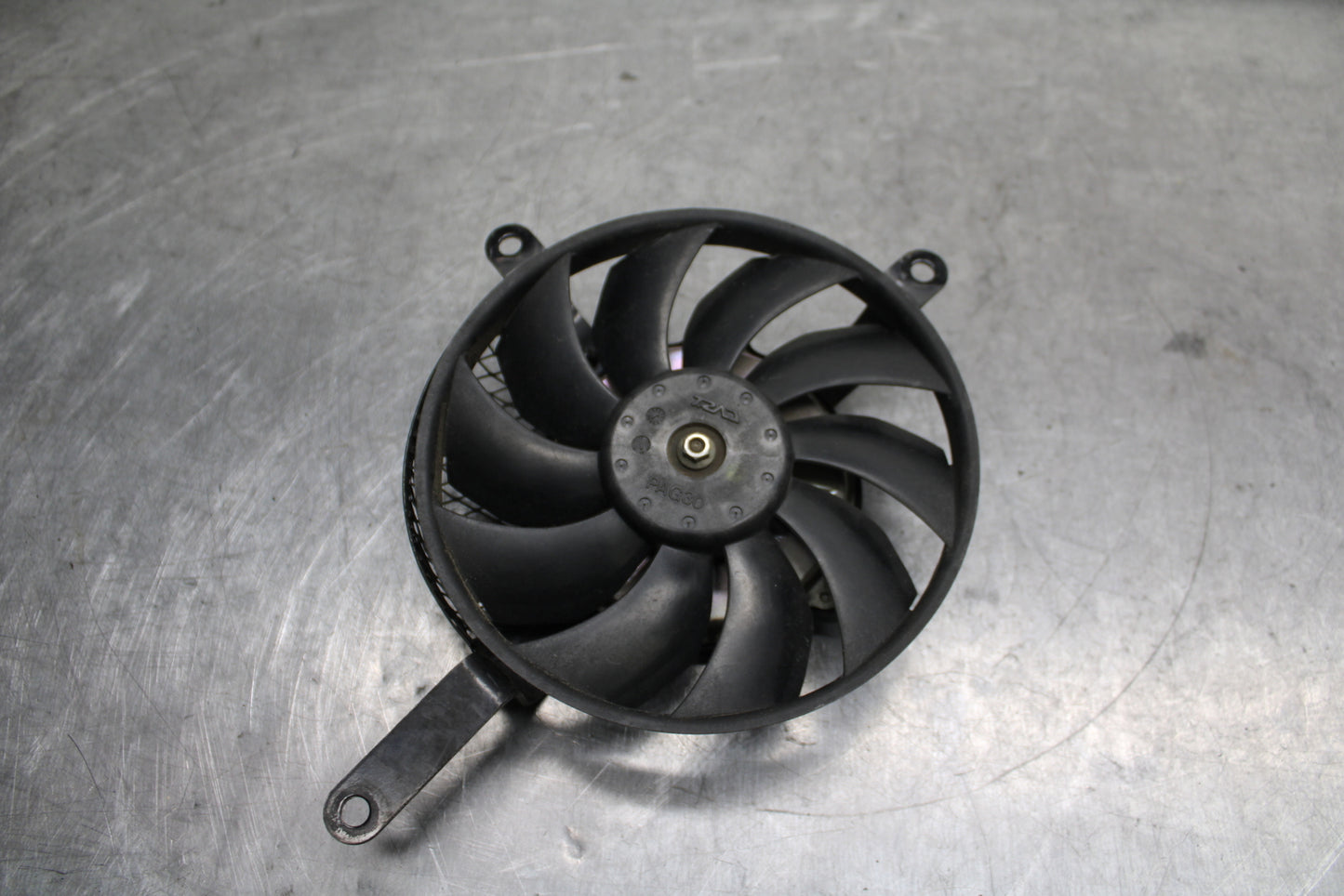 08-10 SUZUKI GSXR750 ENGINE RADIATOR COOLING FAN BB119