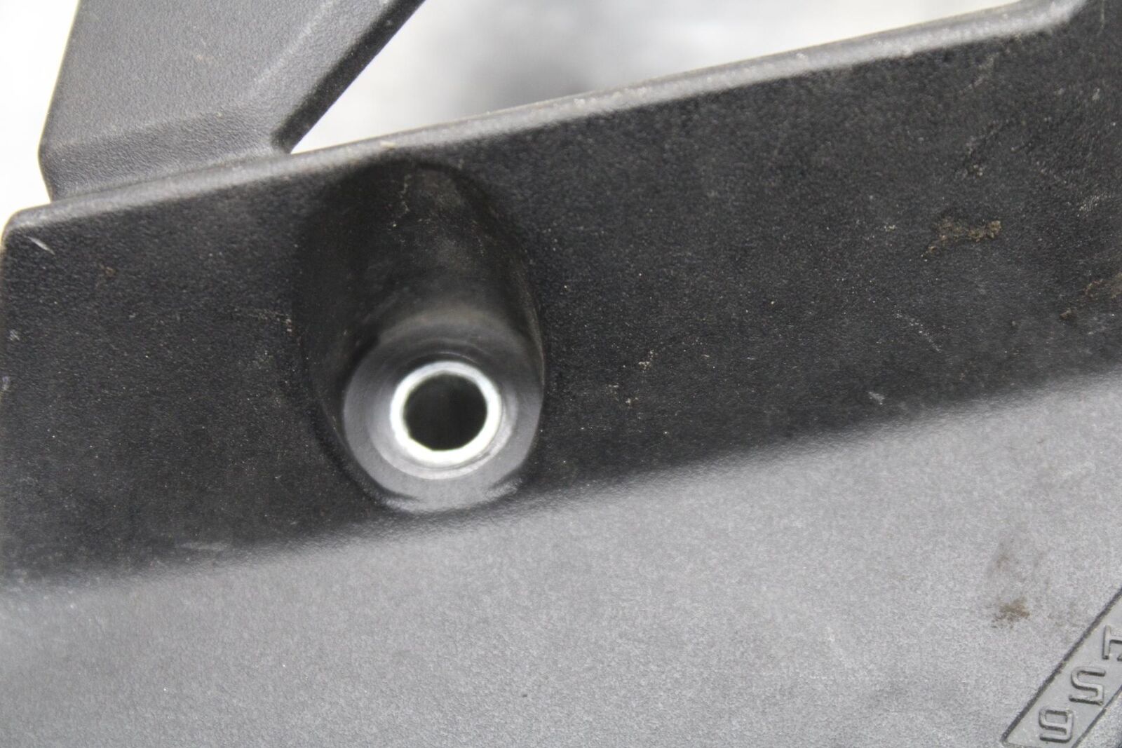 15-16 KAWASAKI EX300 ENGINE SPROCKET COVER BB635