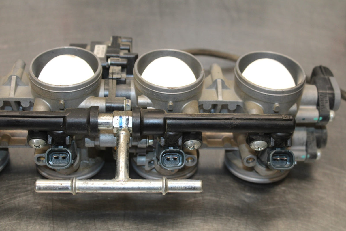 08 KAWASAKI ZX6R MAIN FUEL INJECTORS / THROTTLE BODIES BB896