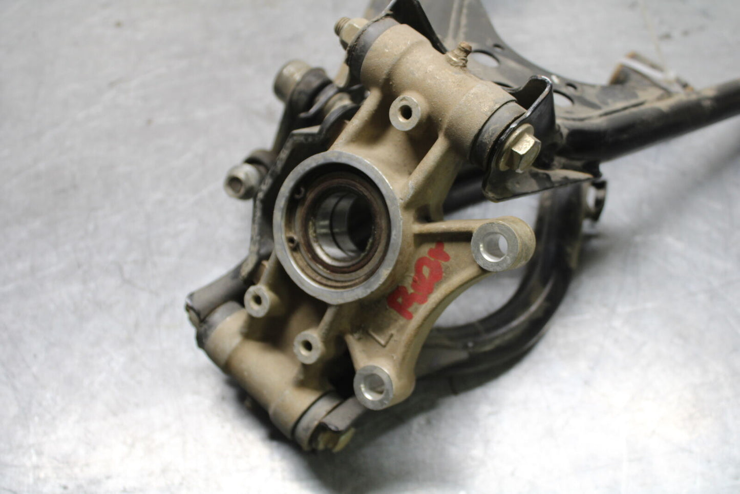 20-24 CF-MOTO CFORCE 600 TOURING LEFT CONTROL A ARMS / HUB SET BB715