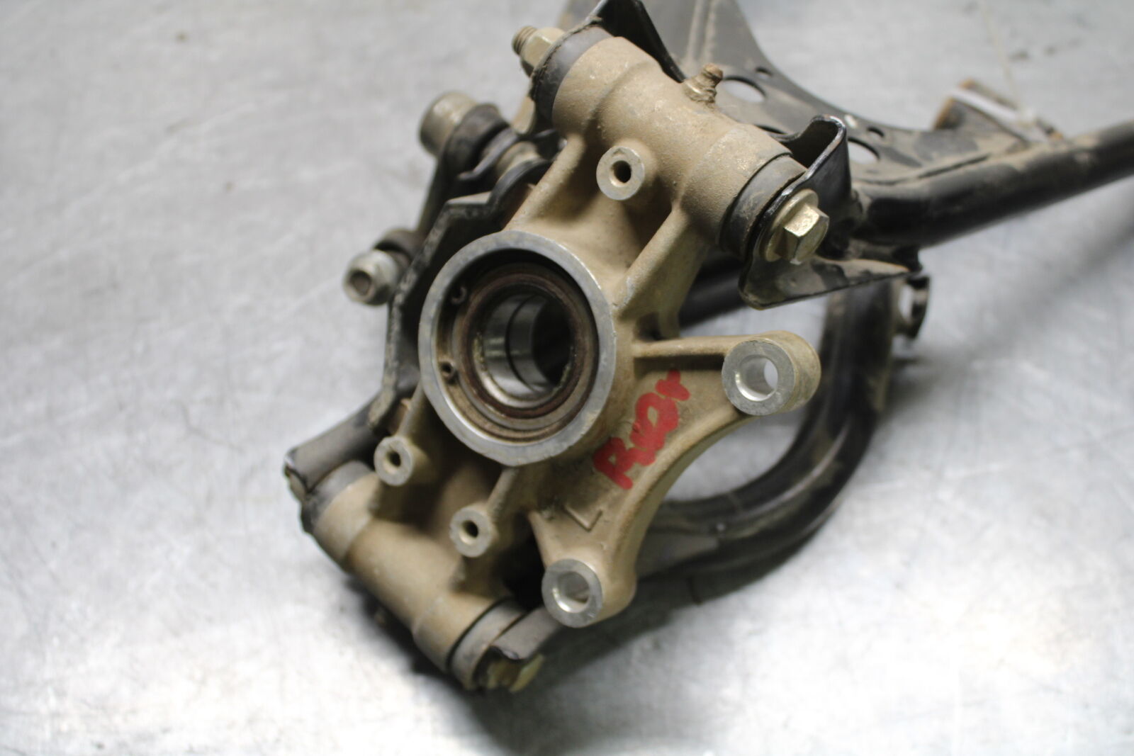 20-24 CF-MOTO CFORCE 600 TOURING LEFT CONTROL A ARMS / HUB SET BB715
