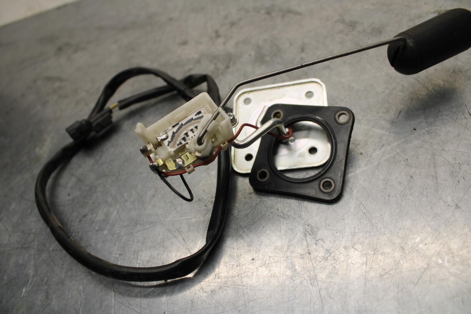  08-09 KAWASAKI NINJA ZX14R FLOAT GAS FUEL PETROL LEVEL SENDING UNIT BB73