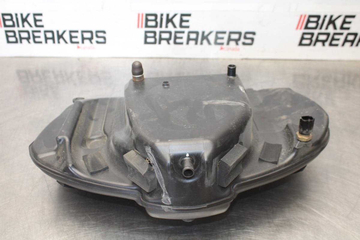 05-09 SUZUKI BOULEVARD C90 AIRBOX AIR INTAKE FILTER BOX BB918