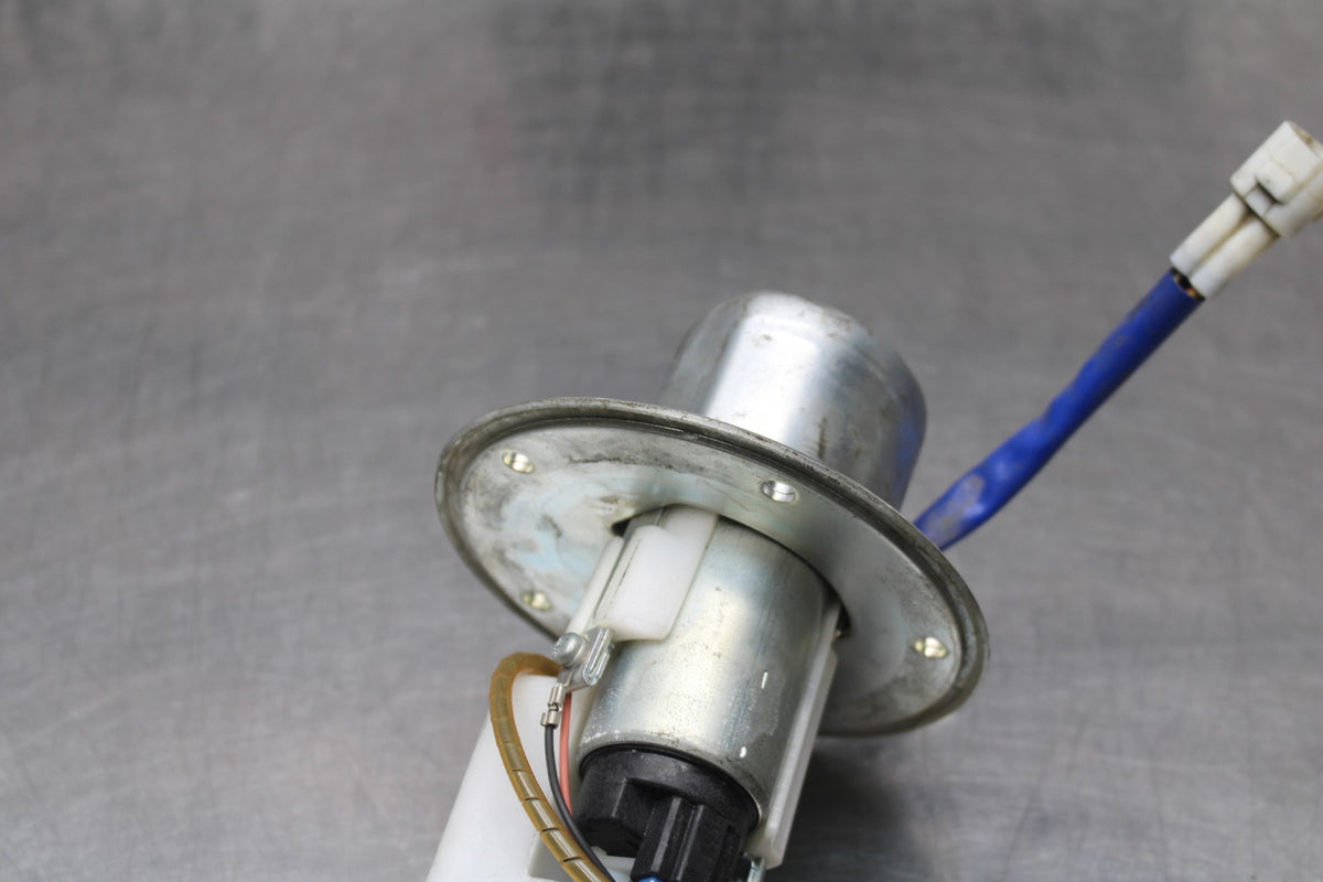 05-06 SUZUKI GSXR1000 FUEL PUMP GAS PETROL SENDER UNIT BB773