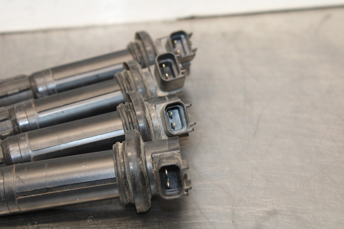 07 YAMAHA YZF R1 IGNITION COILS COIL SPARK PLUG CAPS BB675