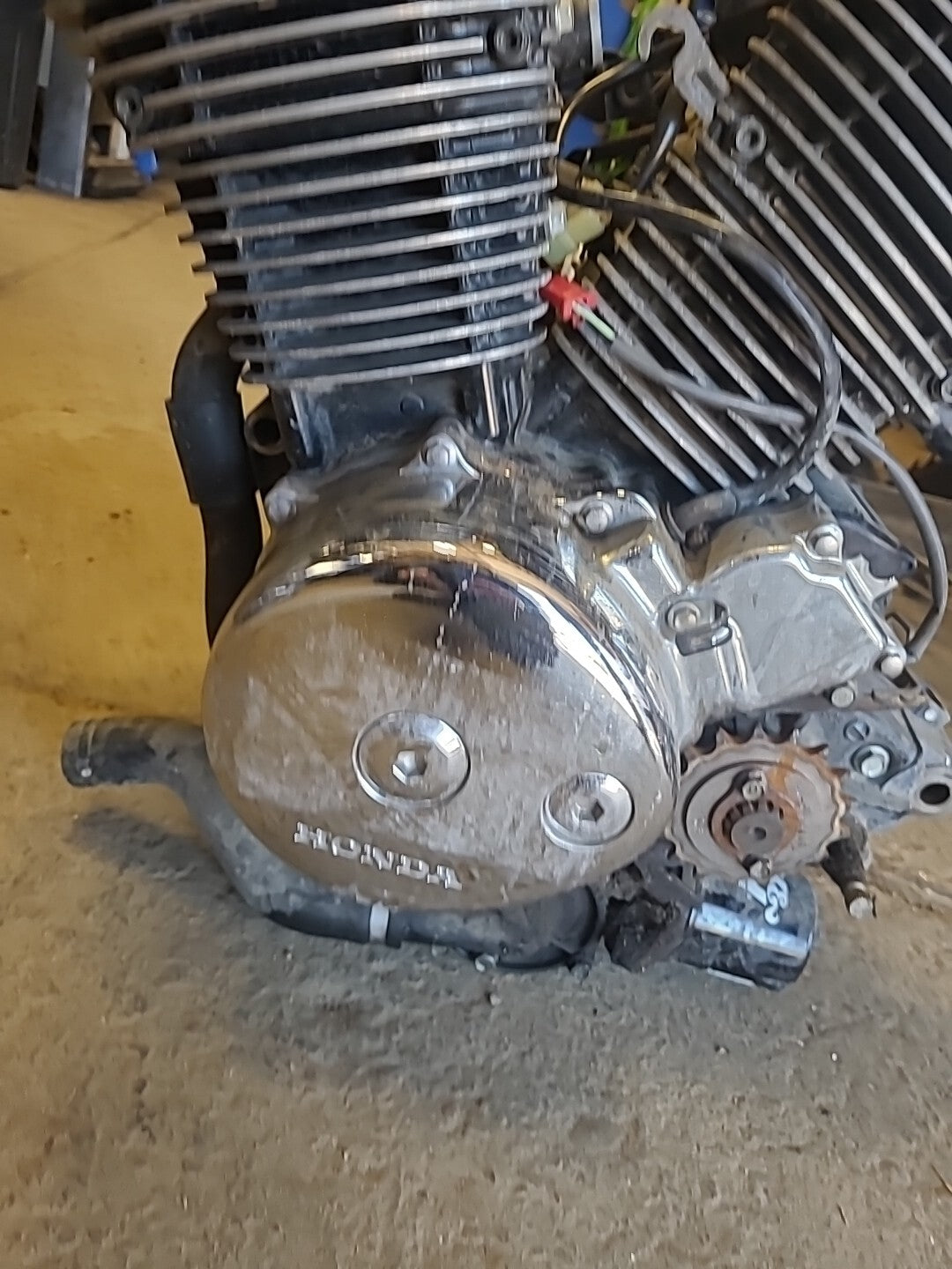 01-02 HONDA SHADOW SPIRIT 750 ENGINE MOTOR BB632
