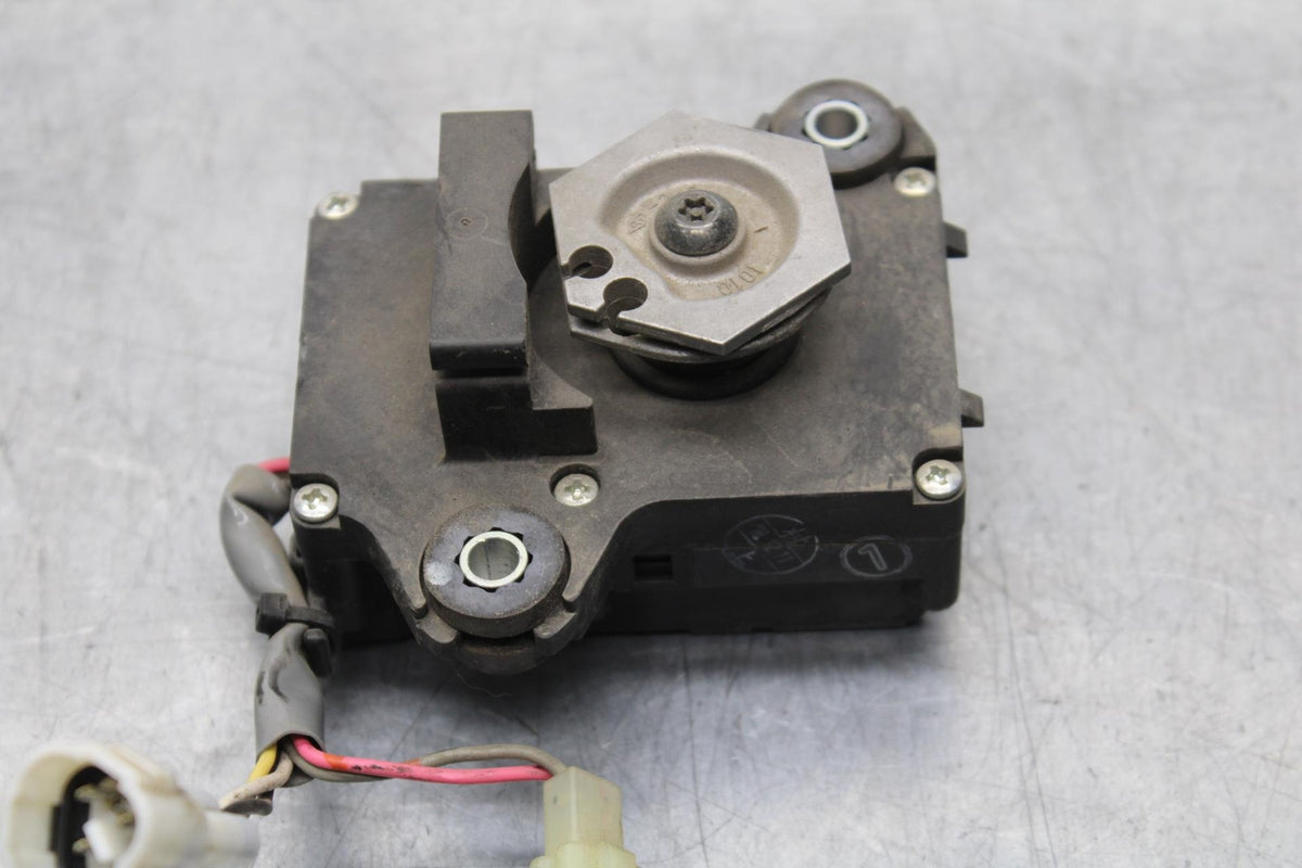 2011 Kawasaki Ninja ZX6R ZX600R EXHAUST VALVE SERVO MOTOR 21174-0005 BB587