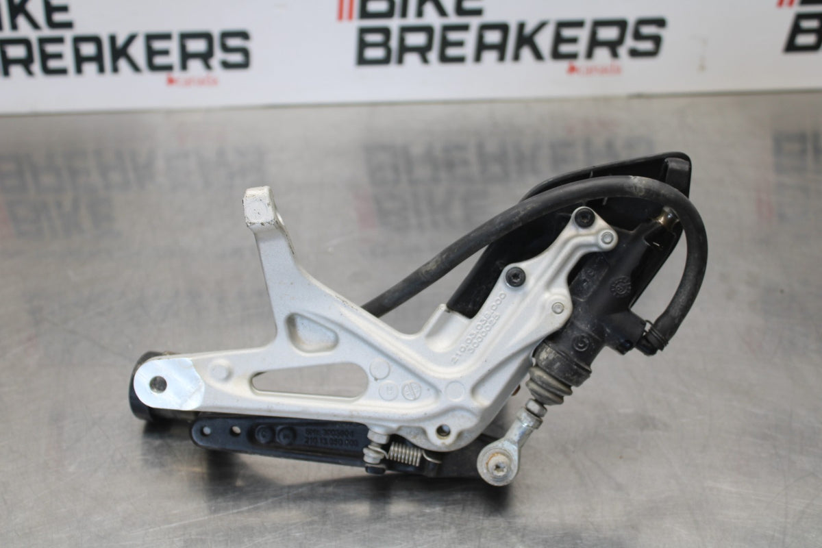 18-22 HUSQVARNA VITPILEN 701 RIGHT REARSET REAR SET DRIVER FOOT PEG REST BB198