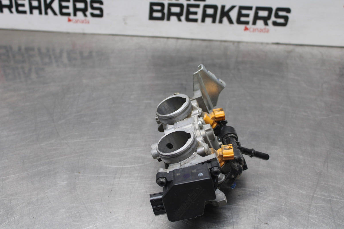 18 HONDA CB500F MAIN FUEL INJECTORS / THROTTLE BODIES BB861