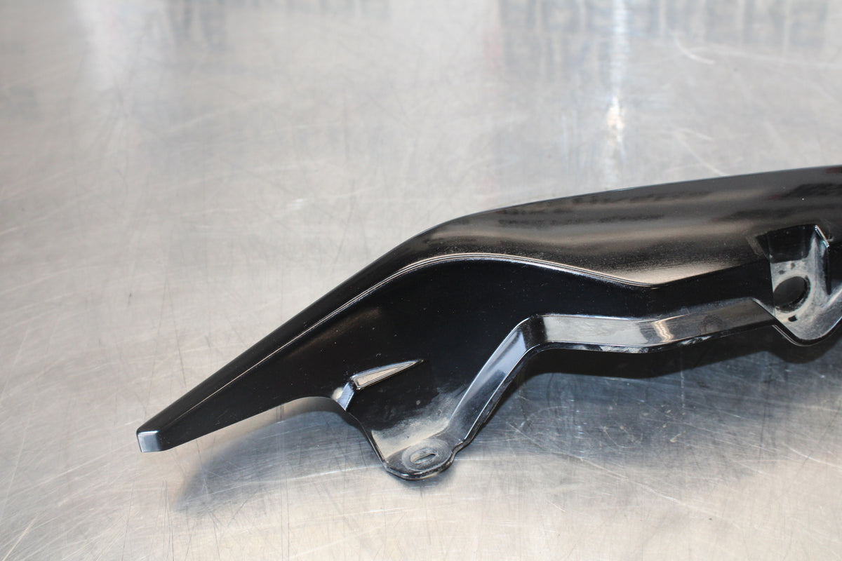 09-15 YAMAHA FZ6R RIGHT REAR BACK TAIL FAIRING COWL SHROUD BB161