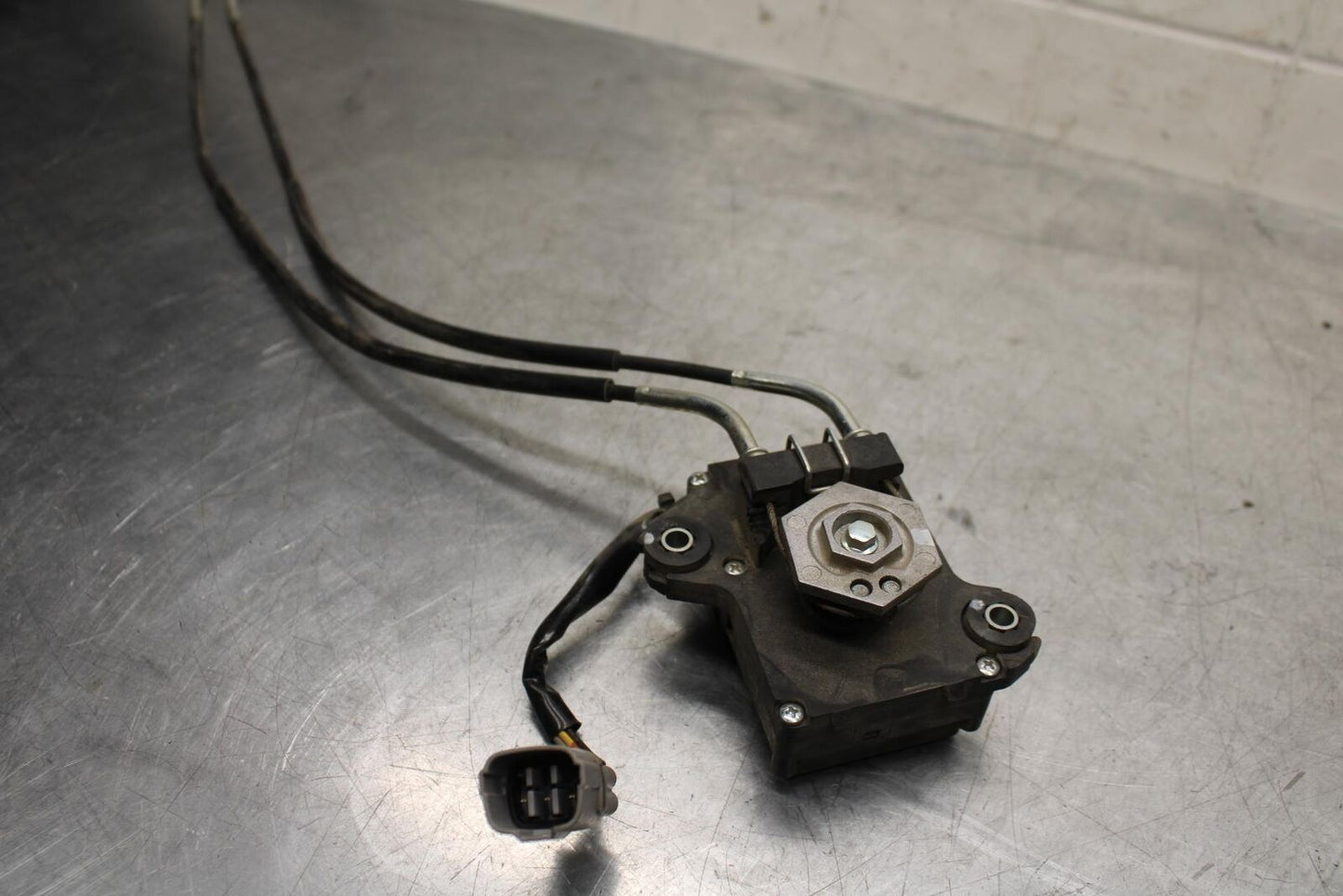 2015 Suzuki GSXR750 EXHAUST VALVE SERVO MOTOR 33970-47H02 BB595
