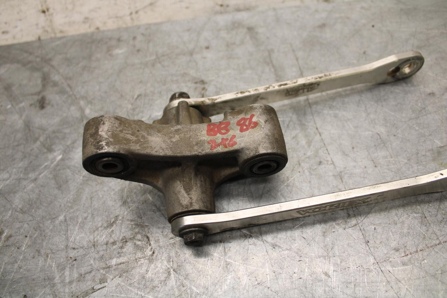 2009 Kawasaki Ninja ZX6R VORTEX DOGBONE SHOCK LINKAGE LINK 39007-0006 BB44