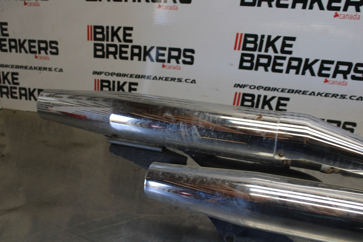 14 HONDA SHADOW 750 VT750C2B FULL EXHAUST PIPE HEADER BB867