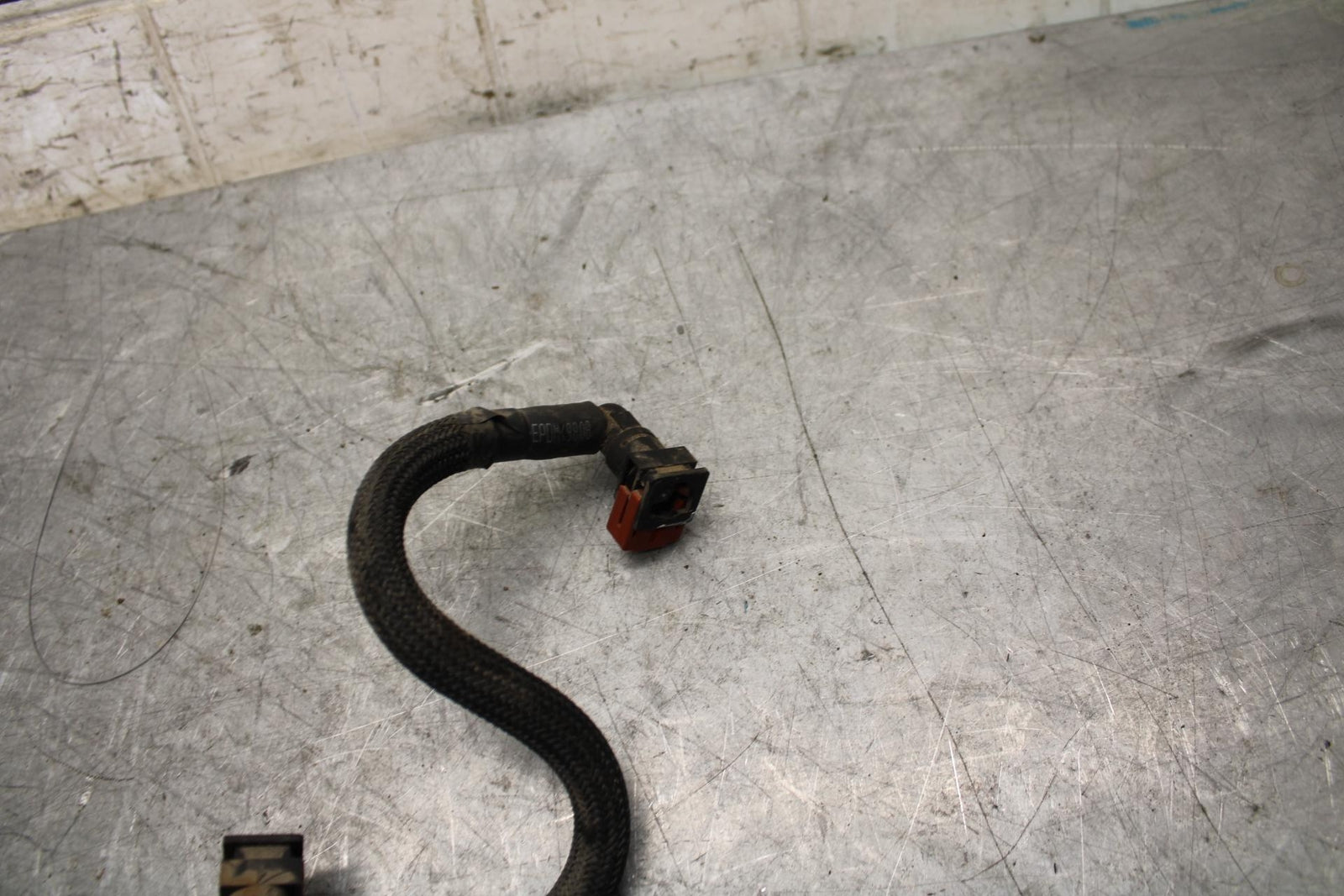 19-20 KAWASAKI NINJA ZX6R ZX636 FUEL HOSE GAS LINE TUBE PIPE BB528