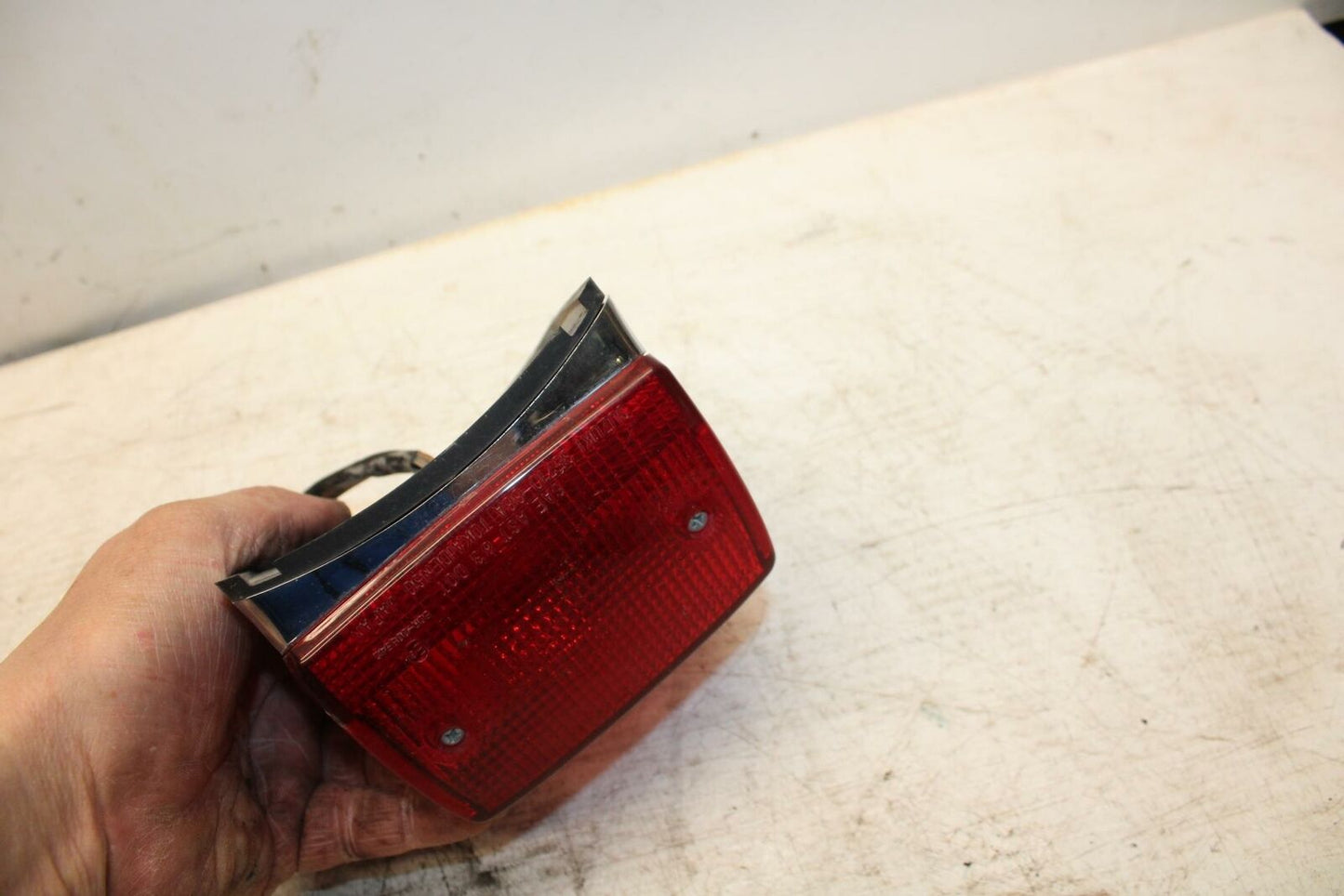 06-07 SUZUKI BOULEVARD S40 TAILLIGHT REAR TAIL BRAKE LIGHT BB375